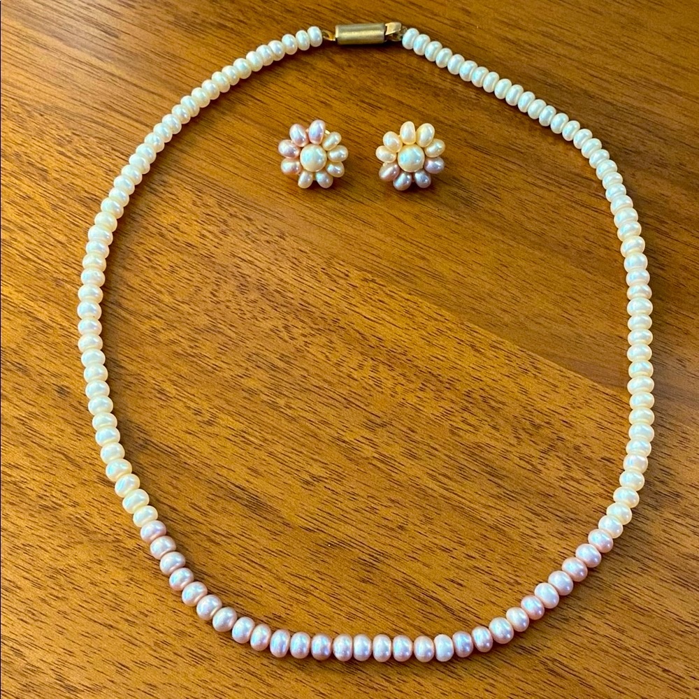 Elegant Pearl Necklace and Earring Set